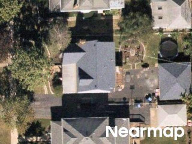 House for sale in Maywood