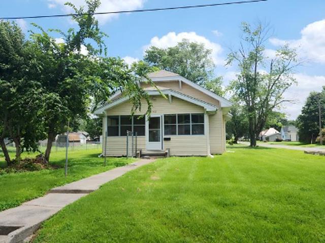 House for sale in Chaffee, Missouri