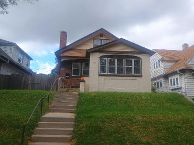 House for sale in Sunset Heights, Milwaukee