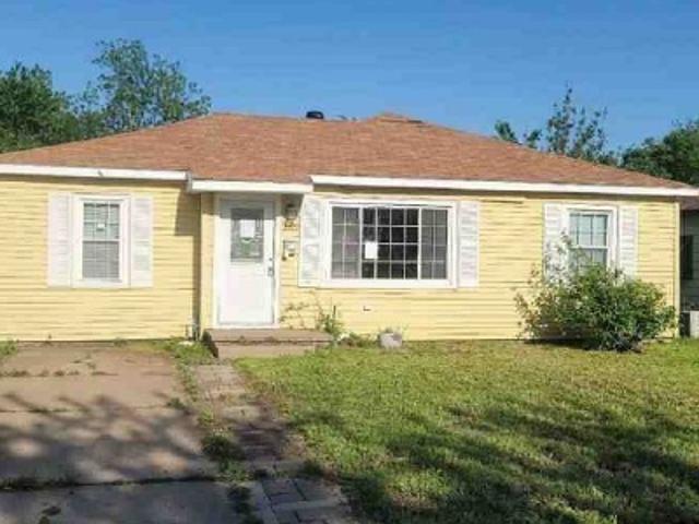 House for sale in Ponca City, Oklahoma