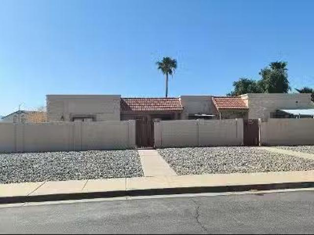 House for sale in Avondale