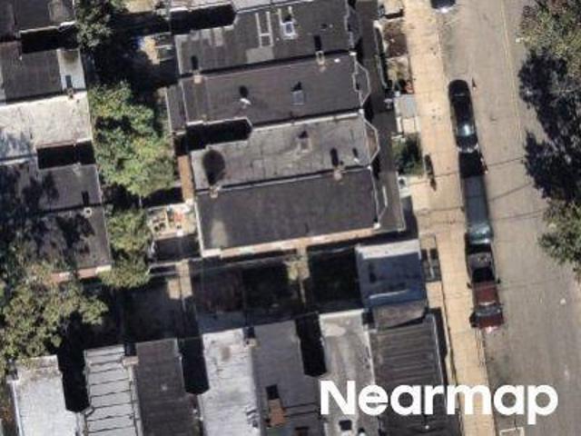 Townhouse for sale in Carroll Park, Philadelphia