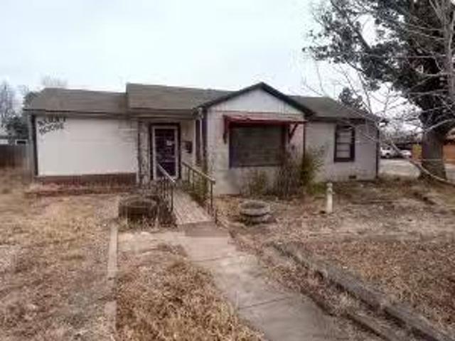 House for sale in Pecos