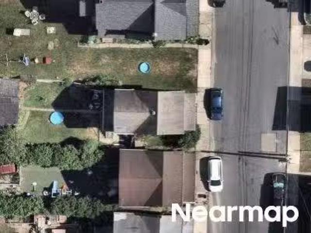 House for sale in Easton