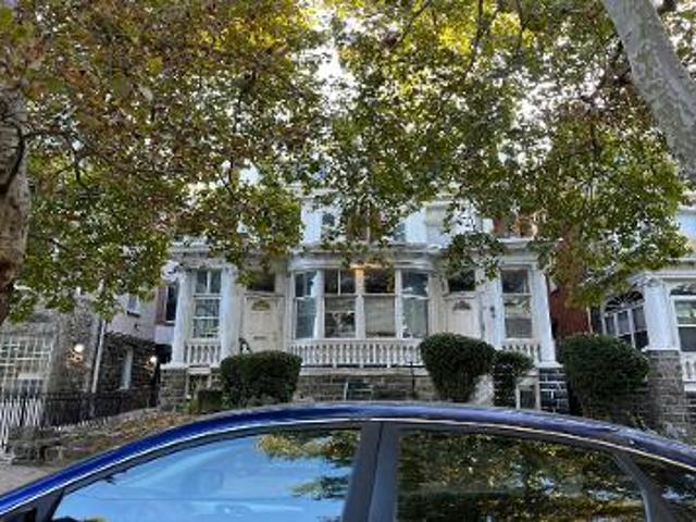 Condo for sale in Philadelphia, Pennsylvania