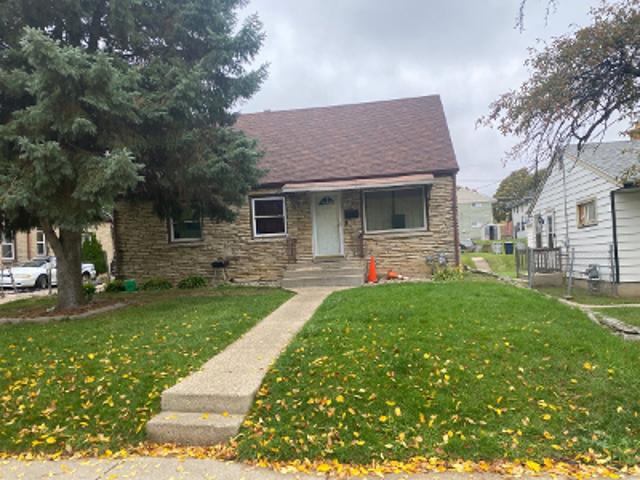 House for sale in Milwaukee, Wisconsin