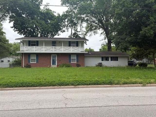 House for sale in Mascoutah, Illinois