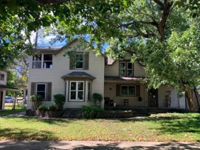 House for sale in Saint Peter, Nicollet County