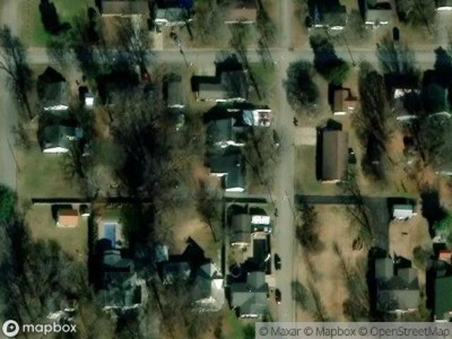 House for sale in Charleston, Missouri