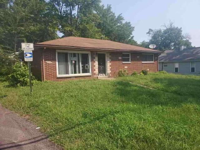 House for sale in Belleville, Illinois
