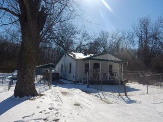 House for sale in East Saint Louis, Illinois