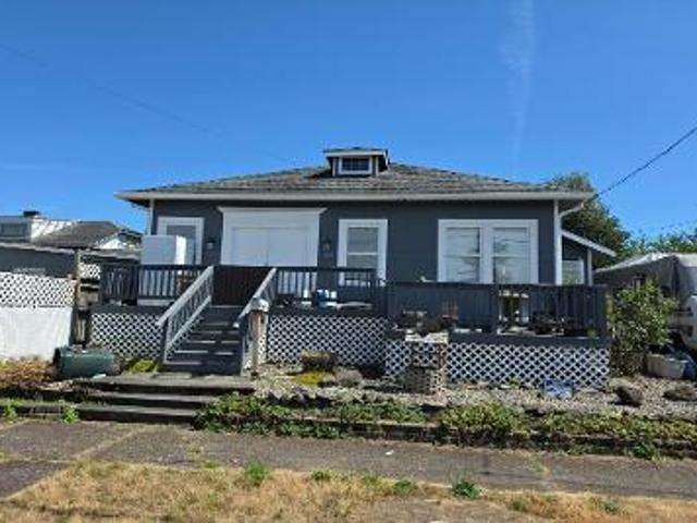 House for sale in Kelso, Washington