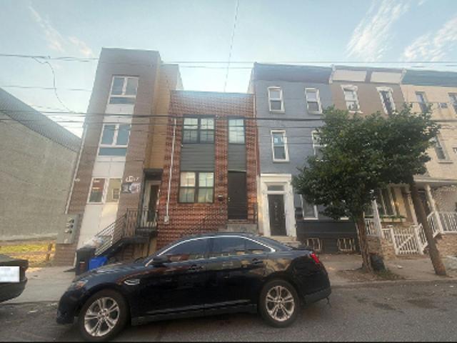 House for sale in Hartranft, Philadelphia