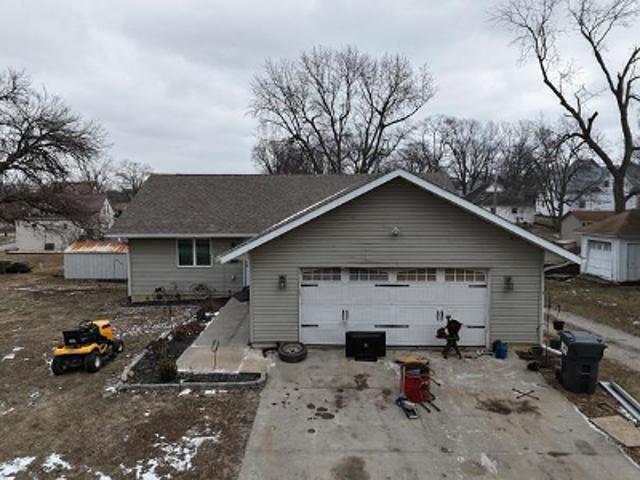 House for sale in Oskaloosa, Mahaska County