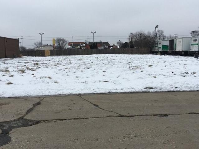 Land for sale in Elmhurst Land for sale in Elmhurst