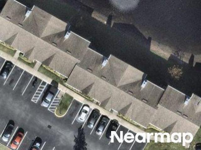 Condo for sale in University, Florida