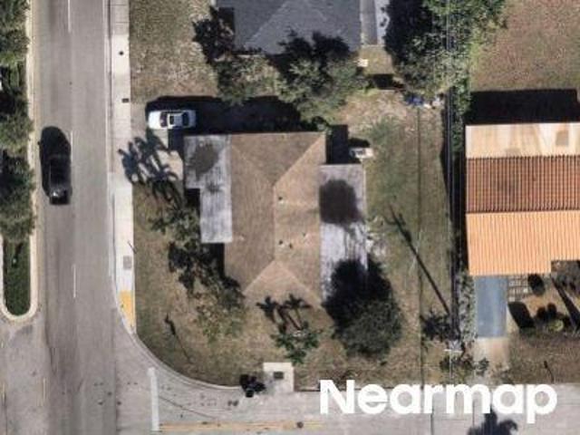 House for sale in Oakland Park, Florida