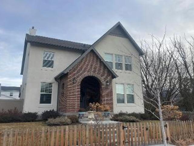 House for sale in Layton