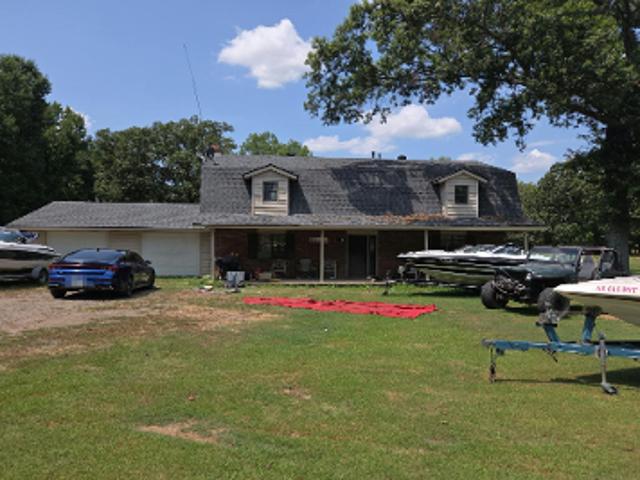 House for sale in Ark