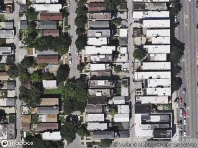House for sale in East Humboldt Park, Chicago