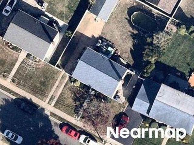 House for sale in Elmont