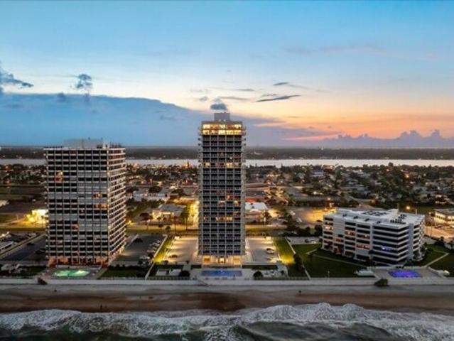 Condo for sale in Daytona Beach