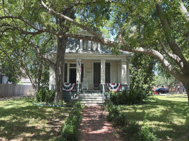 House for sale in Seguin, Texas