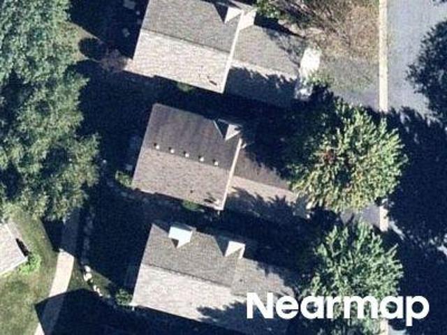 House for sale in Chanhassen