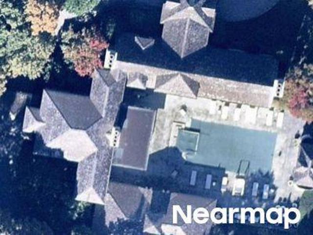 House for sale in East Hampton