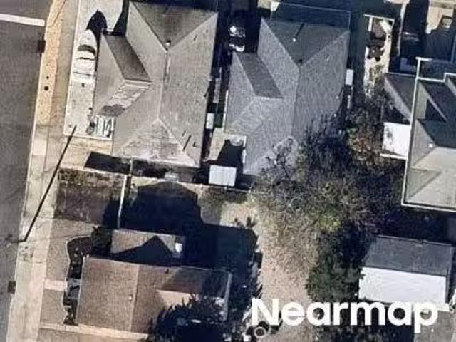 House for sale in Brick