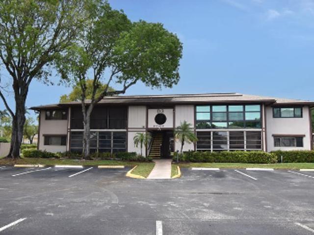 Condo for sale in Tamarac, Florida