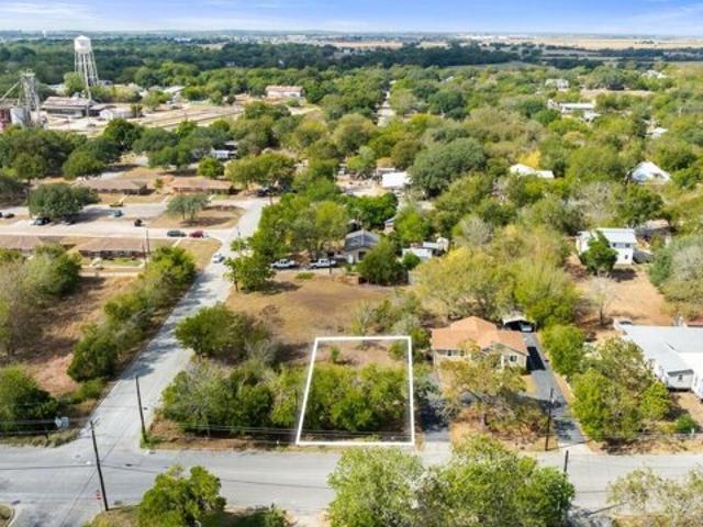 Land for sale in Lockhart, Texas