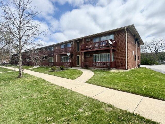 Condo for sale in Glenwood