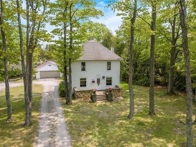 House for sale in Northport