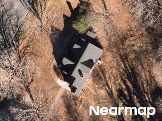 House for sale in Hickory