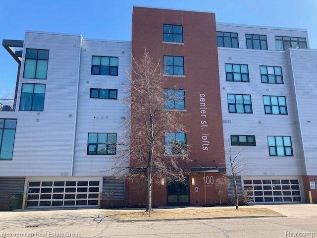 Condo for sale in Royal Oak