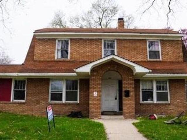 House for sale in Macomb