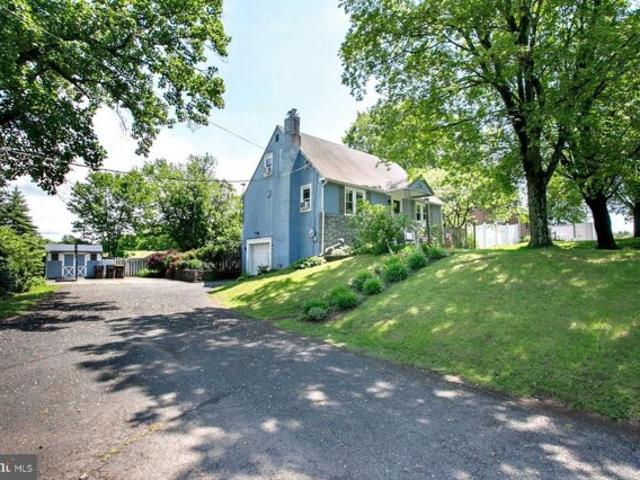 House for sale in Gilbertsville