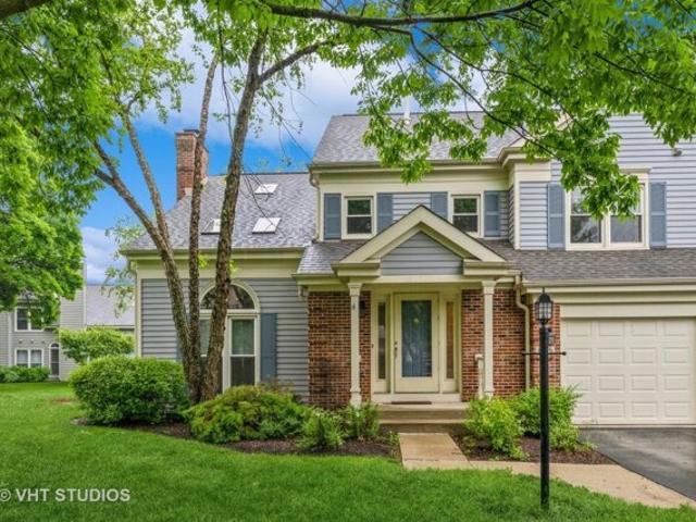 Condo for sale in Arlington Heights Condo for sale in Arlington Heights