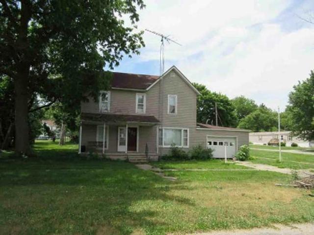 House for sale in Earl Park, Indiana