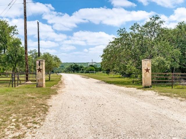 Farm for sale in Utopia, Texas