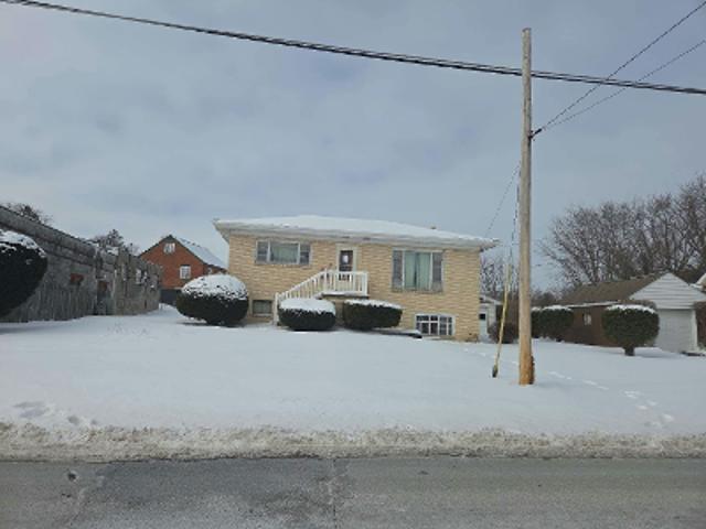 House for sale in Mount Pleasant, Pennsylvania