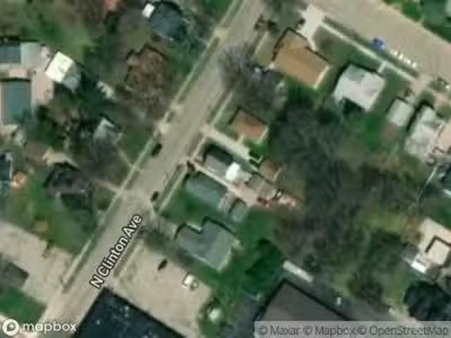 House for sale in Neenah