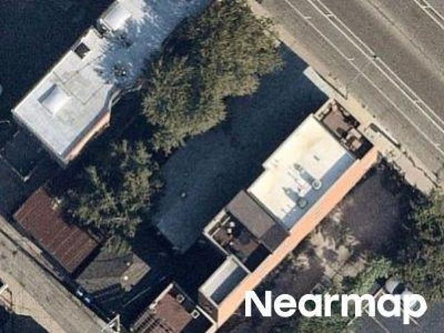 House for sale in Chicago, Illinois