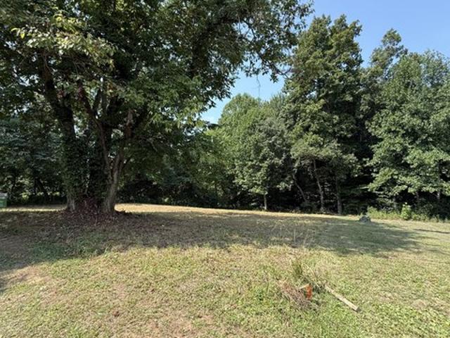 Land for sale in Red Boiling Springs, Middle Tennessee