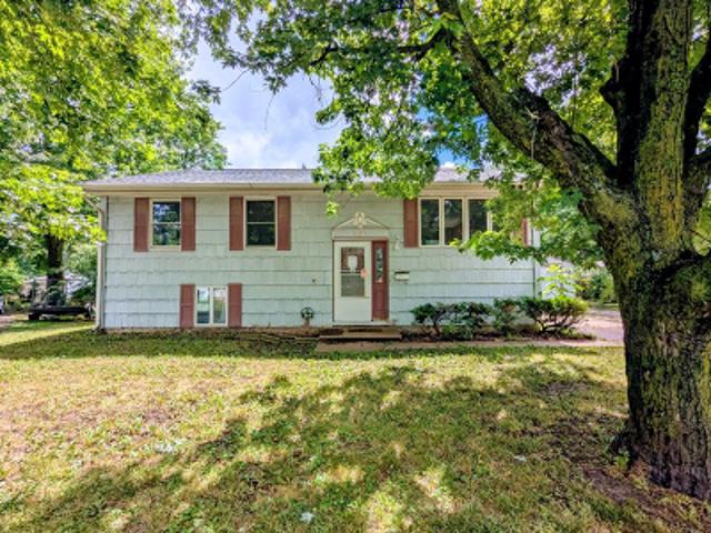 House for sale in Mount Pleasant, Iowa