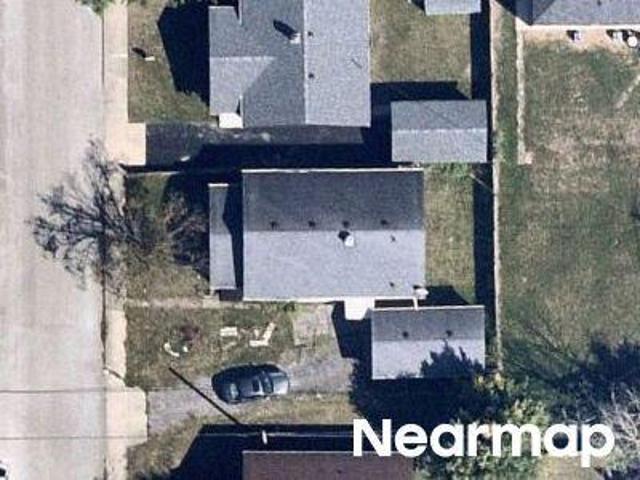 House for sale in Near Eastside, Camby