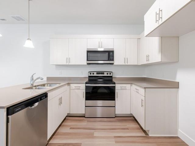 House for sale in Saratoga Springs, Utah