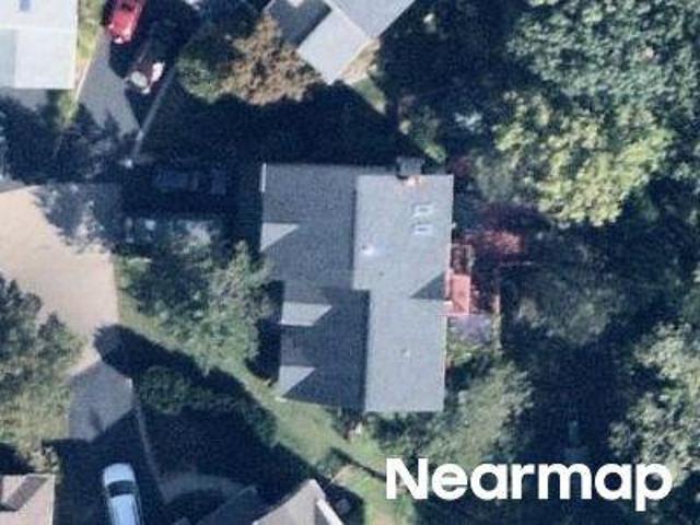 House for sale in Lindenhurst, Illinois