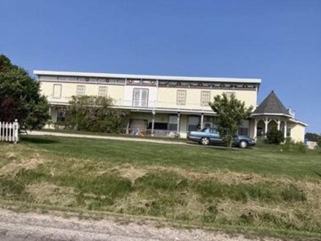 House for sale in Croswell